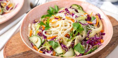 Ensalada de fideos vietnamitas