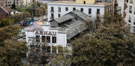 foto XAVIER CERVERA 26/03/2021 finalmente barcelona rehabilitará el teatre arnau, avingda paral.lel, y expropiará el solar del antiguo teatro talia, así revitalizará el paralelo, el arnau está a la altura de nou d la rambla y el solar dl talia a la altura de compte de borrell