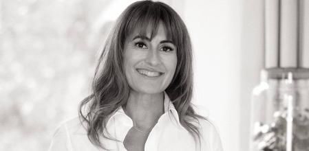 La doctora Dèlia Vilà es la directora del centro Regenera Clinic, en Barcelona