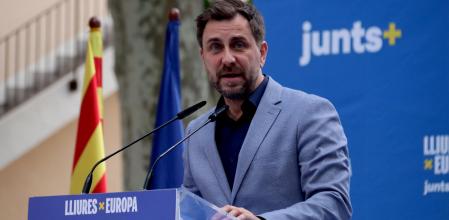 El candidat de Junts al 9-J, Toni Comín, en l'acte de final de campanya a Cotlliure