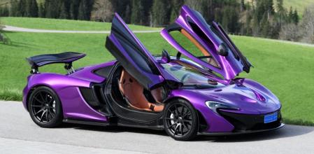 El McLaren P1 es un coche de carretera inspirado en la herencia de competición de la marca en la F1.
