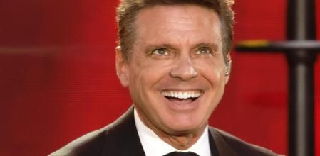 MADRID, SPAIN - JULY 07: Singer Luis Miguel performs on stage at the Santiago Bernabeu stadium on July 07, 2024 in Madrid, Spain. (Photo by Carlos Alvarez/WireImage)