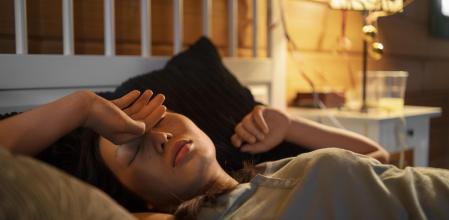 La alimentación influye a la calidad del sueño y al descanso de las personas.