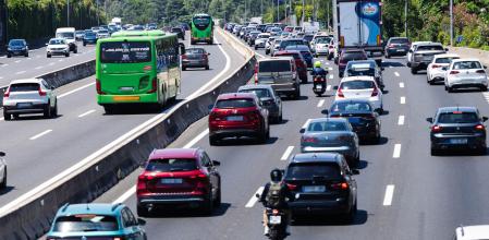 Atasco de vehículos registrado en la autovía A6, en Madrid&nbsp;