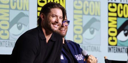 Jensen Ackles en la Comic-Con donde tenía doble anuncio.