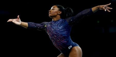 Paris 2024 Olympics - Artistic Gymnastics - Women's Podium Training - Bercy Arena, Paris, France - July 25, 2024. Simone Biles of United States during training. REUTERS/Hannah Mckay