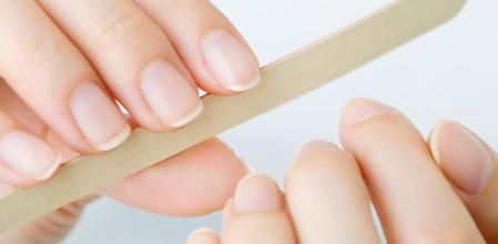 Cuidarse las uñas es importante para mantenerlas saludables.