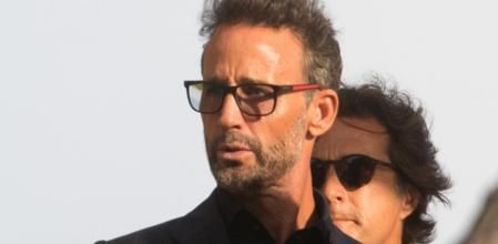 Alvaro Muñoz Escassi en la boda de Jordi Cruz y Rebecca Lima