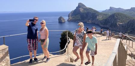 El ‘finisterre’ mallorquín más reproducido en Instagram La saturación turistica obliga a limitar los accesos en vehículo en la península de Formentor