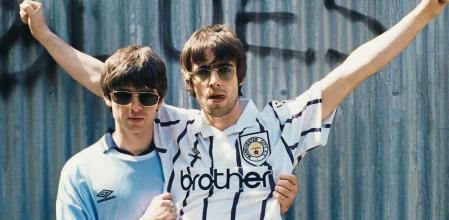 Los hermanos Noel y Liam Gallagher sellan la reconciliación tras 15 años de disputa