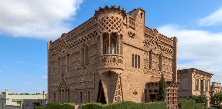 La casa Ca l'Espinal, en la colonia Güell.