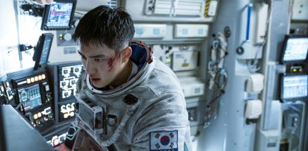 The Moon sigue la misión de unos astronautas en la Luna