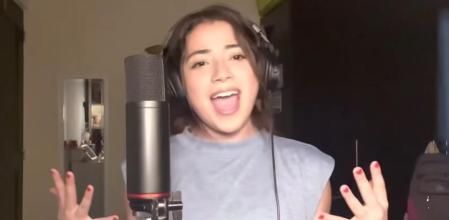 Adri Mojica era una artista en ciernes.