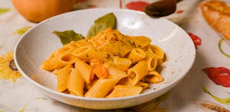Pasta con salsa de calabaza