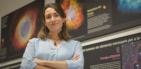 Entrevista a Mar Carretero, finalista del premio Vanguardia de la Ciencia por una investigación sobre astrofísica, en la Facultad de Física y Astrofísica de la UB.