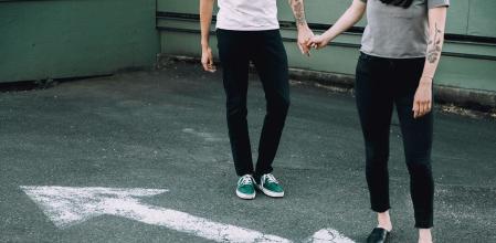 Los celos acaban deteriorando las relaciones, por lo que hay que aprender a controlarlos de forma sana.