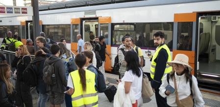 Primer día del corte que afectó la línea entre Barcelona yTarragona en la estación de Sant Vicenç de Calders, el 1 de octubre de 2024 