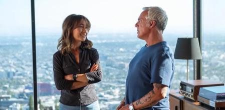 Maggie Q como Ballard en la temporada final de 'Bosch Legacy'.