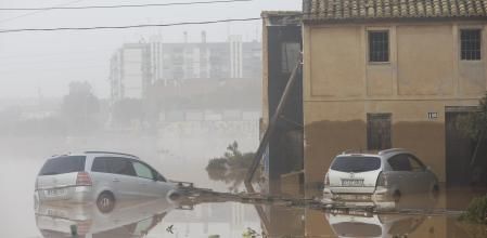 La mandan del trabajo a casa por la DANA y se queda atrapada en la riada: “Nos tenían que haber avisado antes”