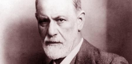 Sigmund Freud (1856-1939). Austrian neurologist, known as the founding father of psychoanalysis, circa 1922. (Photo by: World History Archive/UIG via Getty images)