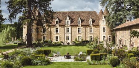 Domaine des Etangs es un castillo de cuento de hadas de la región de Poitou-Charentes