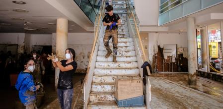 Una biblioteca afectada por la dana, el pasado octubre de 2024 en Valencia&nbsp;