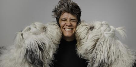 Valeria comparte su vida con Kan y Hook