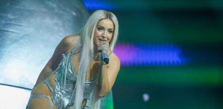 La artista española, Lola Índigo, ha ofrecido un concierto en la Plaza de España, a 11 de noviembre de 2023 en Sevilla (Andalucía, España). Sevilla vivirá el próximo, 16 de noviembre, la gala de la entrega de los Grammys Latinos. Entorno a este evento, se celebrarán muchos actos y con artistas con artistas internacionales nominados a estos prestigiosos premios.