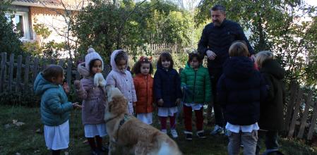 La Real Sociedad Canina arranca un proyecto educativo
en colegios para concienciar de que un perro no es un juguete