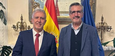 El ministro Ángel Víctor Torres y el nuevo Comisionado para la reconstrucción, José María Ángel