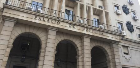 Fachada de la Audiencia Provincial de Sevilla.
