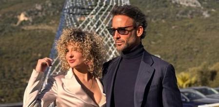 Álvaro Muñoz Escassi declara su amor a Sheila Casas.