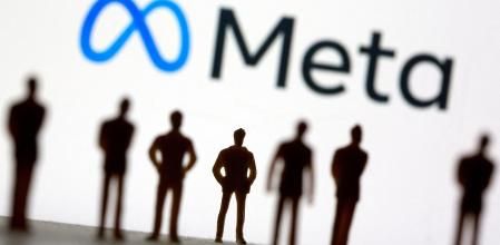 FILE PHOTO: Small toy figures are seen in front of Meta's logo in this illustration taken, October 28, 2021. REUTERS/Dado Ruvic/Illustration//File Photo