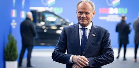 El primer ministre polonès, Donald Tusk, arribant a la darrera cimera informal de líders europeus