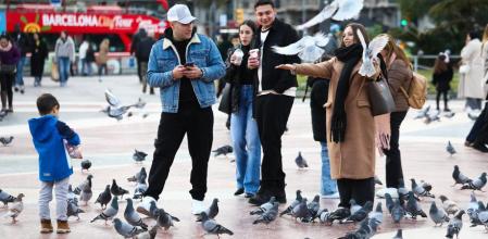 Turistas en la Plaza Cataluña