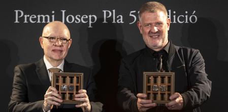 Jorge Fernandez, Diaz es el ganador del Premio Nadal y David Bueno, ganador del Premio Josep Pla, otorgados por la editorial Destino. 06-01-2025. Foto: Miquel Muñoz / Shooting.