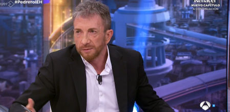 El equipo de 'El Hormiguero' deja en shock a Pablo Motos con el primer chiste sobre 'La Revuelta' de Broncano'