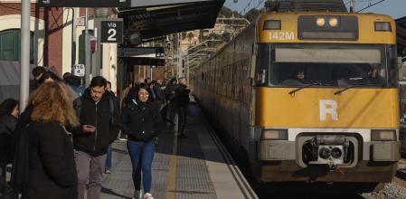 Las pantallas y la megafonía de las estaciones de Rodalies han quedado fuera de servicio