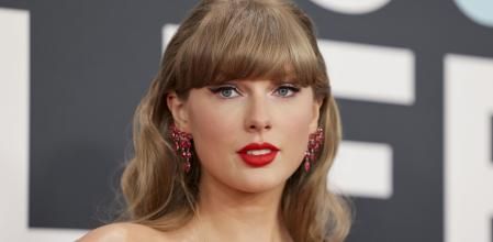 Taylor Swift durante los Grammy de 2025, en Los Angeles, California