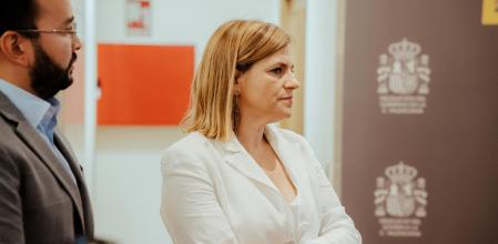 La delegada del Gobierno, Pilar Bernabé, asiste a una rueda de prensa del ministro de Transportes, en la sede de la Subdelegación de Gobierno&nbsp;