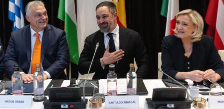 Orban, Abascal y Le Pen antes de la cena con la que se dio inicio la cumbre de Patriotas por Europa