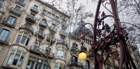 Pisos turísticos de lujo ilegales en edificio de Paseo de Gracia