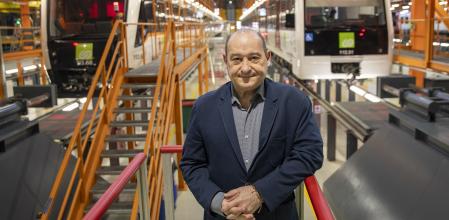 ENTREVISTA A CARLES RUIZ, NUEVO PRESIDENTE DE FGC ( FERROCARILS DE LA GENERALITAT DE CATALUNYA ) FOTOGRAFIADO EN LOS TALLERES DE RUBÍ
