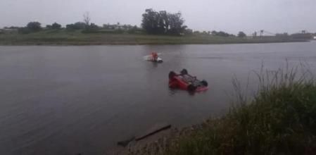 Así encontraron el coche en el que circulaba la pareja el Río Quequén