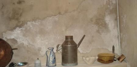 Si al cabo de un año las paredes con humedad por capilaridad no se han secado, Humitat-Stop devuelve el importe pagado, incluyendo el IVA