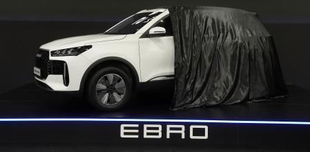 Tras poco más de seis meses, el s400 es el tercer modelo que presenta la marca, que se producirá en Barcelona, al igual que los s700 y s800