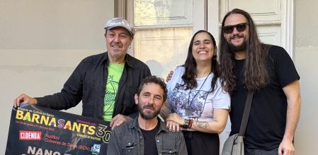 El director del Barnasants, Pere Camps, junto con los cantautores Nano Stern, Marta Gómez y Borja Penalba, protagonistas de las últimas actuaciones del festival