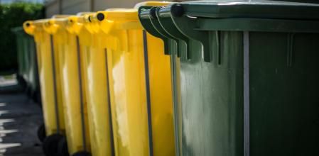 La mayor parte del plástico acaba en los vertederos municipales, es incinerado o enviado a terceros países&nbsp;