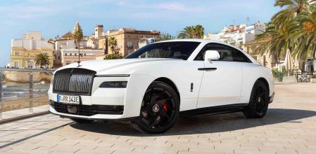 El Spectre mide casi 5,5 metros de largo y pesa unos 2.900 kilos&nbsp;