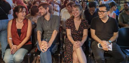 Gemma Tarafa, Ernest Urtasun, Janet Sanz y Gerardo Pisarello, durante la clausura del congreso de Barcelona en Comú, este domingo&nbsp;